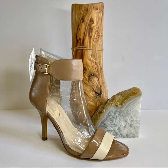 TAHARI Two Tone Tan & Beige Leather Sandal with Wide Ankle Strap NWT - Picture 6 of 11